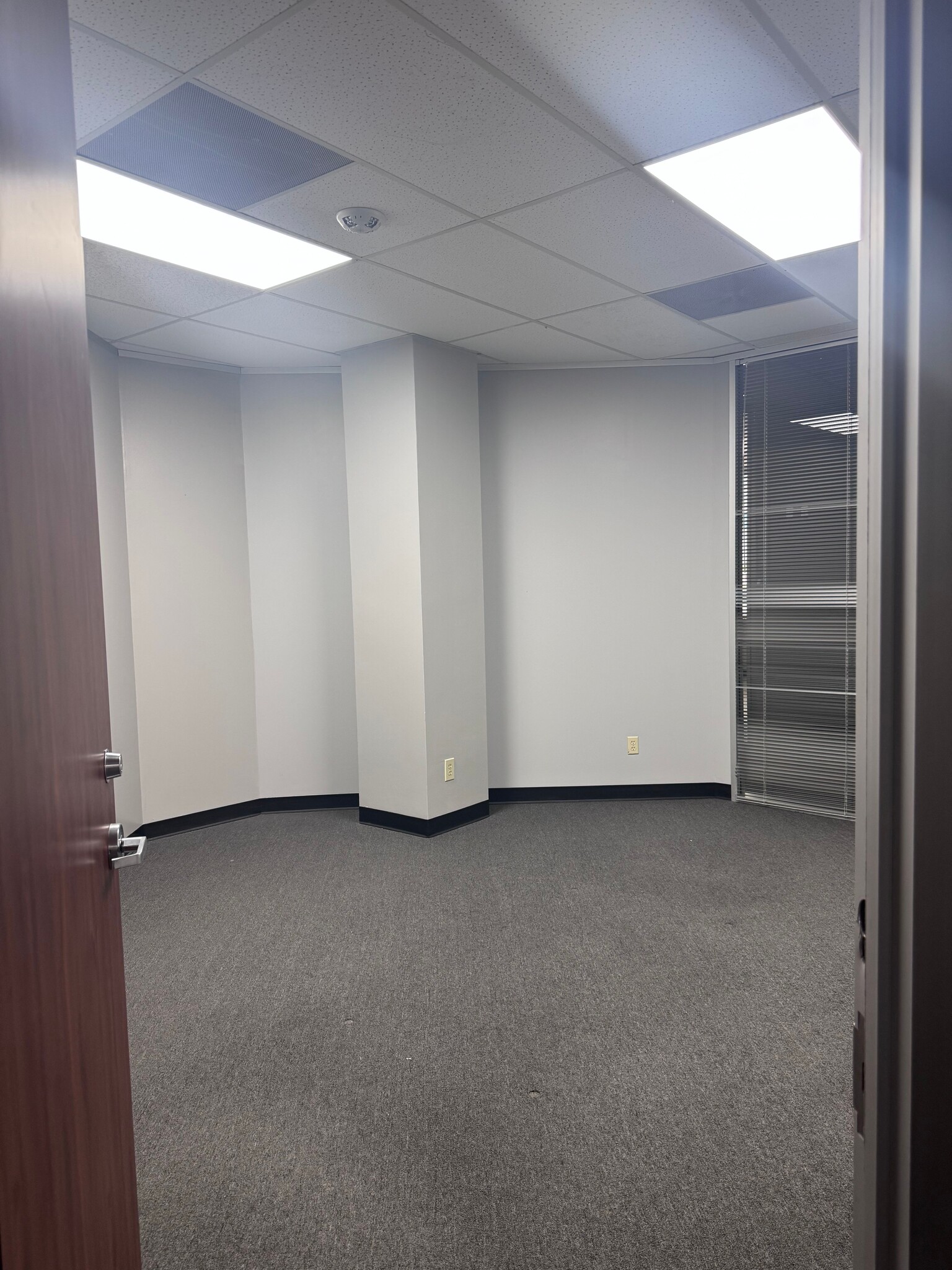4606 FM 1960 W, Houston, TX for lease Interior Photo- Image 1 of 1