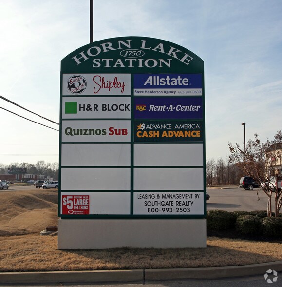 1750 Goodman Rd, Horn Lake, MS à louer - Photo du bâtiment - Image 3 de 4