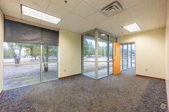 580 Raco Pky, Pendergrass, GA for lease Interior Photo- Image 2 of 9