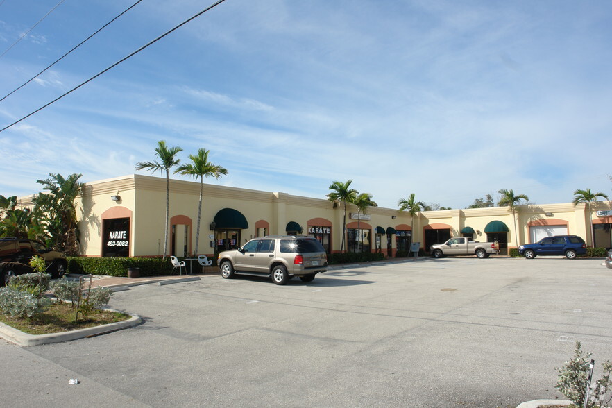 125 Hypoluxo Rd, Lantana, FL for lease - Primary Photo - Image 2 of 10