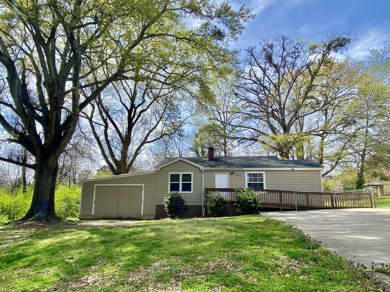 1515 Danielsville Rd, Athens, GA à vendre - Photo principale - Image 1 de 1