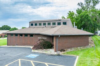 Plus de détails pour 2727 NE Brooktree Ln, Gladstone, MO - Bureau à vendre