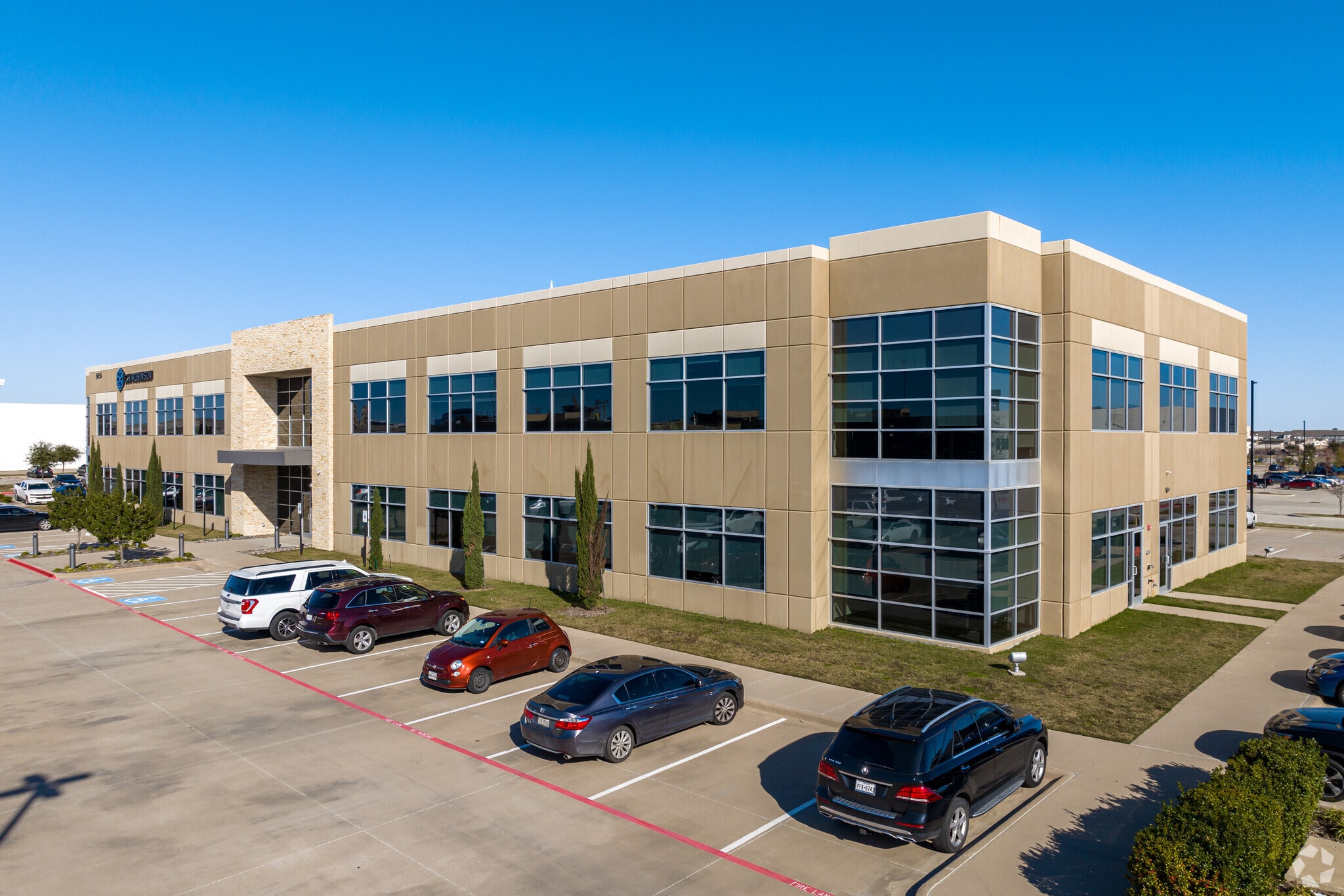 8454 Parkwood Blvd, Plano, TX for lease Primary Photo- Image 1 of 10