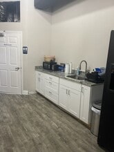 28410 Bonita Crossing Blvd, Bonita Springs, FL for lease Interior Photo- Image 2 of 7