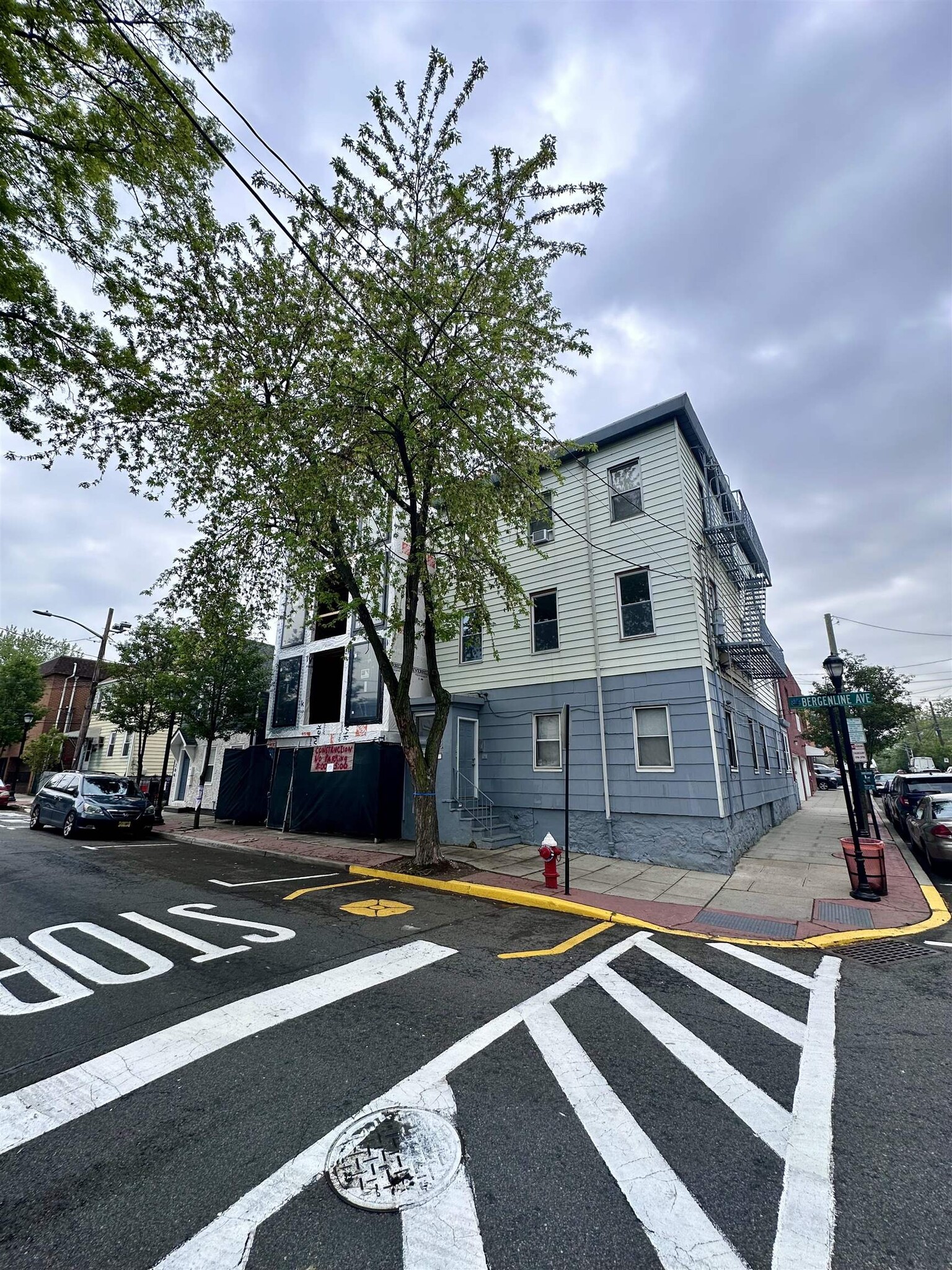 200 Bergenline Ave, Union City, NJ for sale Primary Photo- Image 1 of 23