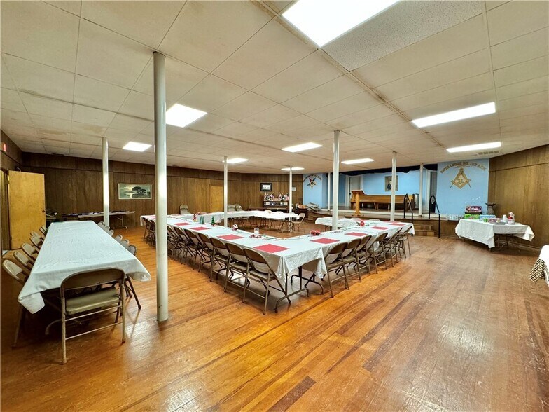 439 NE Main St, Easley, SC à vendre - Photo intérieure - Image 3 de 17