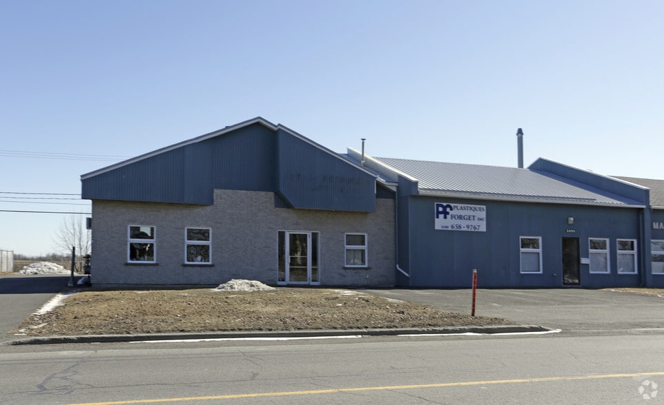 2495-2499 Boul Industriel, Chambly, QC à vendre - Photo du bâtiment - Image 2 de 3