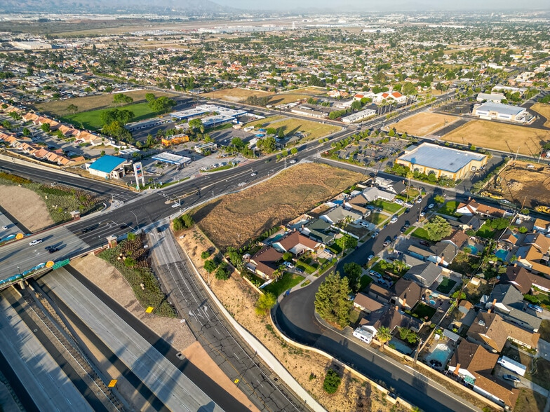 North West Quadrant of 210 Freeway and Baseline Rd, Highland, CA for sale - Aerial - Image 3 of 5