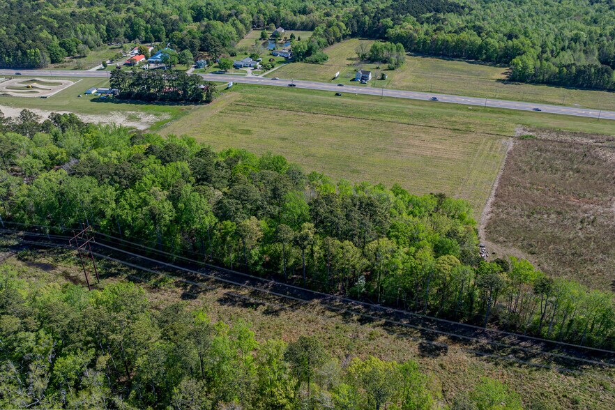 5720 Caratoke hwy, Poplar Branch, NC à vendre - Photo du bâtiment - Image 2 de 50