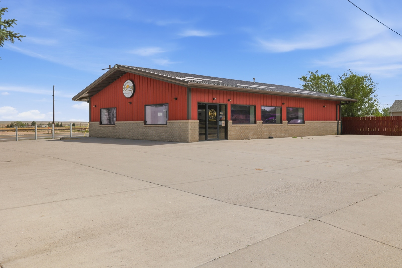 515 W 5th St, Pine Bluffs, WY for sale Building Photo- Image 1 of 26