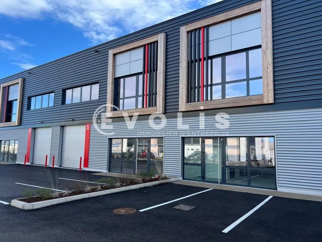 6 Rue De Bretagne, Saint-Quentin-Fallavier for lease Building Photo- Image 1 of 21