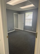 3840 Williamsburg Park Blvd, Jacksonville, FL for lease Interior Photo- Image 2 of 2
