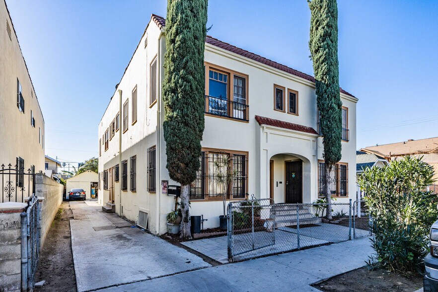 2752 W 15th St, Los Angeles, CA à vendre - Photo du bâtiment - Image 2 de 7