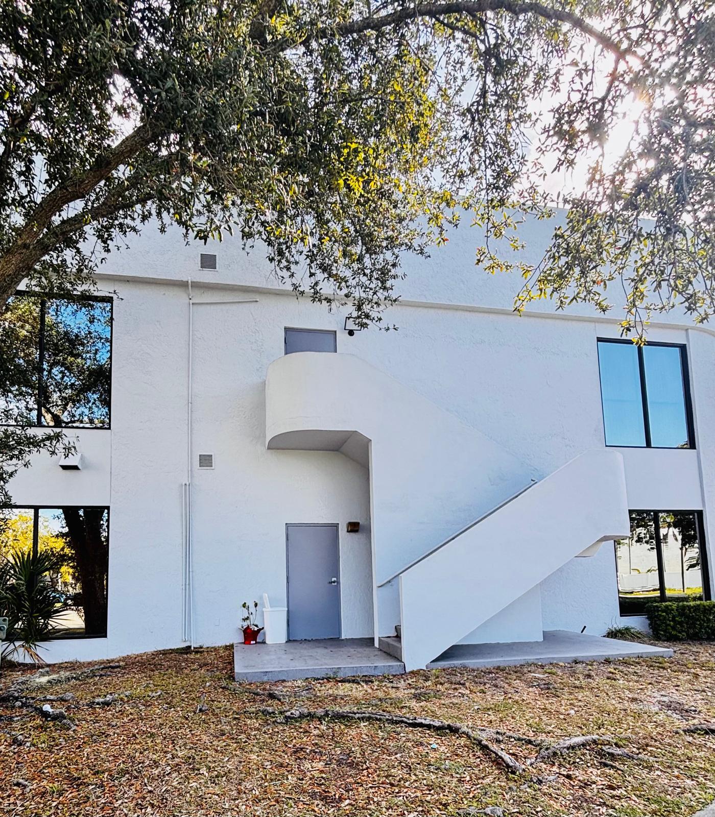 701 Promenade Dr, Pembroke Pines, FL for lease Building Photo- Image 1 of 24