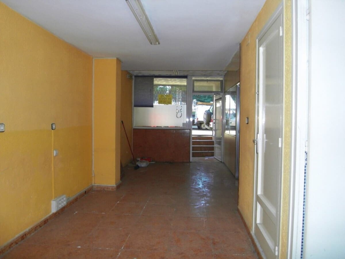 Barberà del Vallès, BAR 08210 - Unit Esc A - 1 -  - Interior Photo - Image 1 of 7