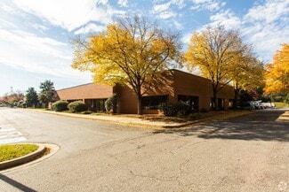 Plus de détails pour 7610-7616 Standish Pl, Rockville, MD - Local d'activités à louer