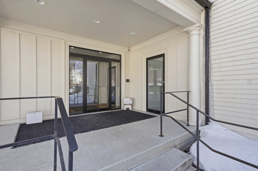 28 Green St, Newburyport, MA à louer - Photo du bâtiment - Image 3 de 15