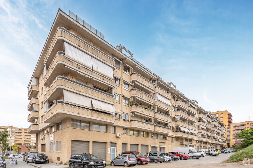 Carrer Via Alexandra, 12, Sabadell, Barcelona for lease - Building Photo - Image 3 of 3