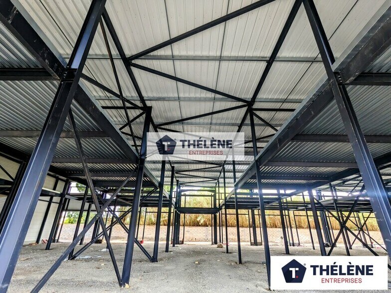 Flex in Lunel for lease - Construction Photo - Image 3 of 4