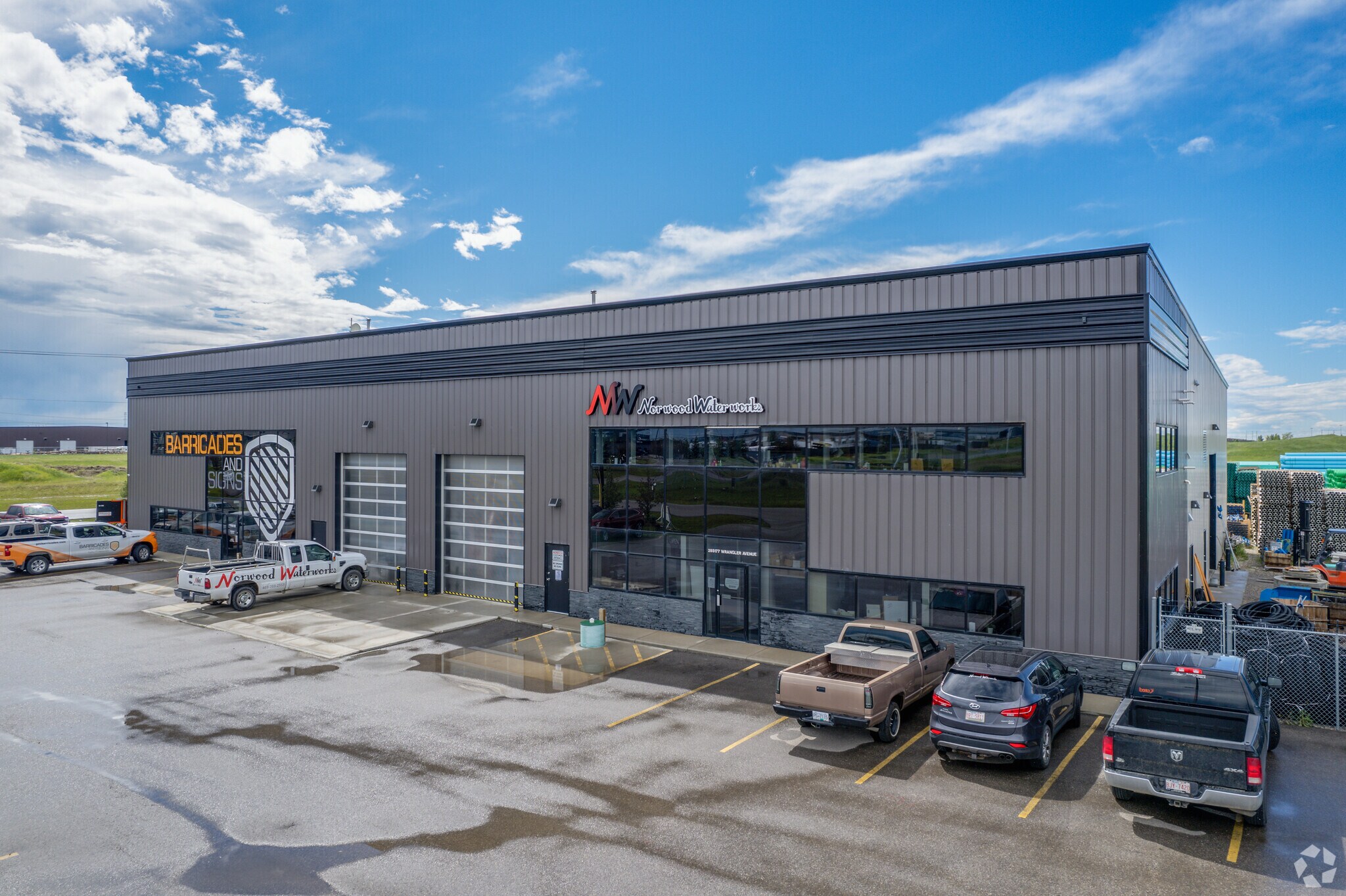 285177 Wrangler Ave SE, Rocky View No 44, AB à vendre Photo du bâtiment- Image 1 de 1