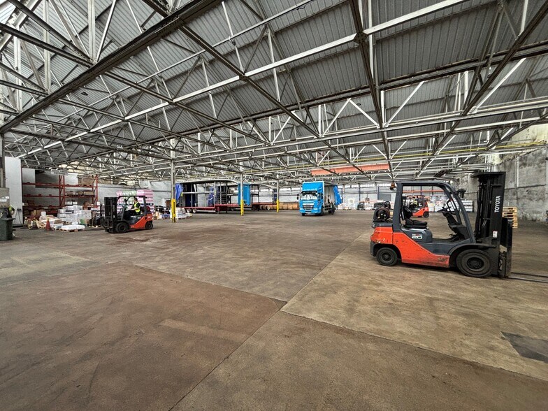 2-4 Edison St, Glasgow à louer - Photo du bâtiment - Image 3 de 14