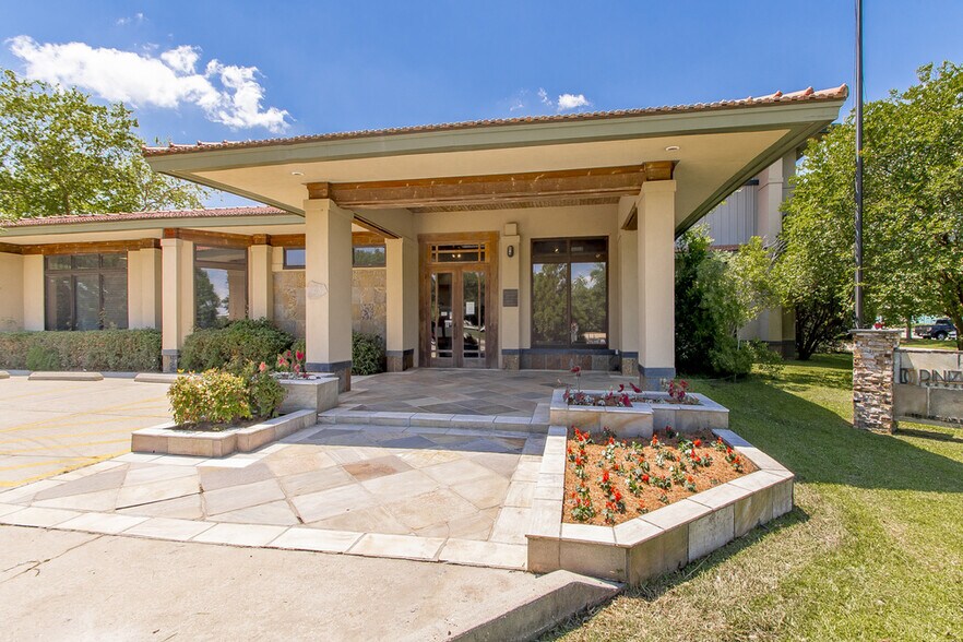 11962 Lakeland Park Blvd, Baton Rouge, LA à louer - Photo du bâtiment - Image 2 de 35