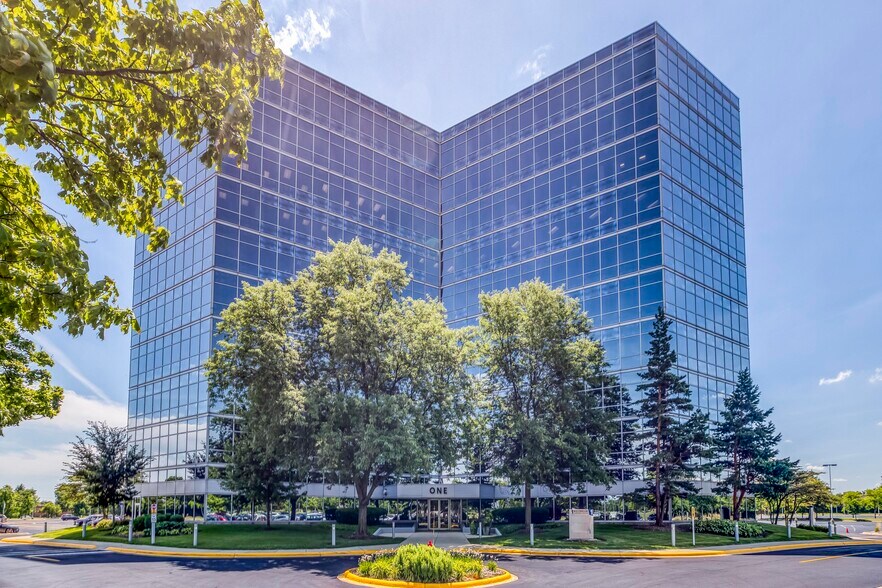 1415 W 22nd St, Oak Brook, IL à louer - Photo intérieure - Image 2 de 15