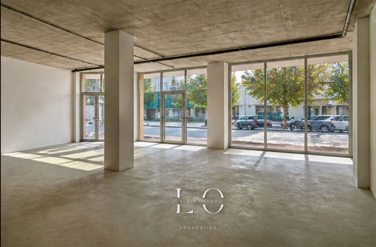 Commerce de détail dans Majadahonda, Madrid à louer Photo du bâtiment- Image 1 de 3