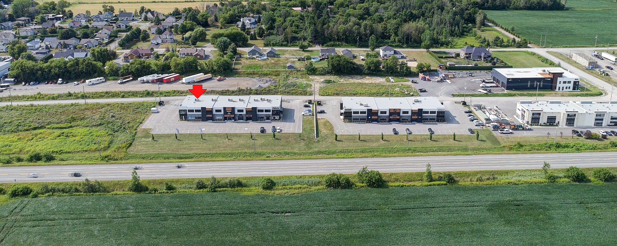 174 Rue Lescarbeault, Saint-alexis-de-montcalm, QC à louer Photo principale- Image 1 de 6