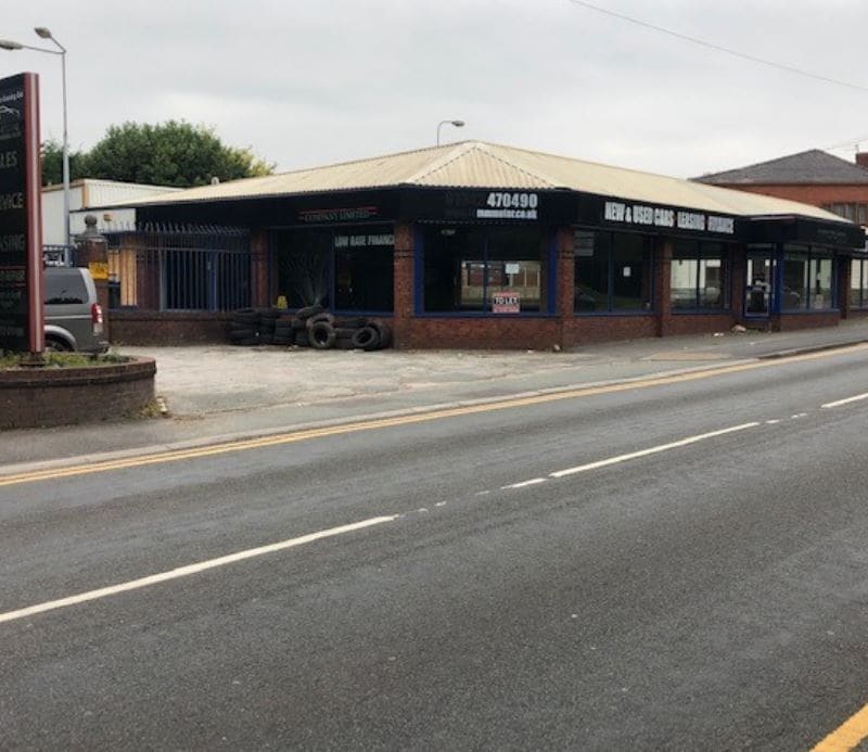 208 Wigan Rd, Wigan for lease Primary Photo- Image 1 of 2