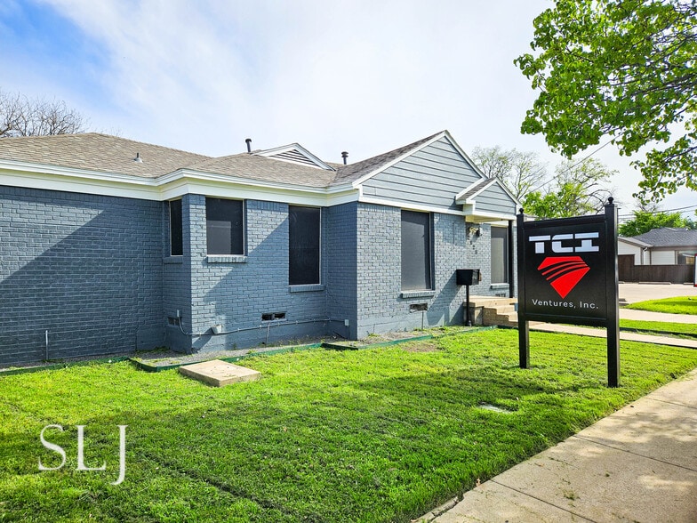 2928 Inwood Rd, Dallas, TX for lease - Building Photo - Image 3 of 20