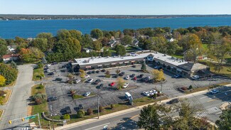 Plus de détails pour 3001 E Main Rd, Portsmouth, RI - Vente au détail à vendre