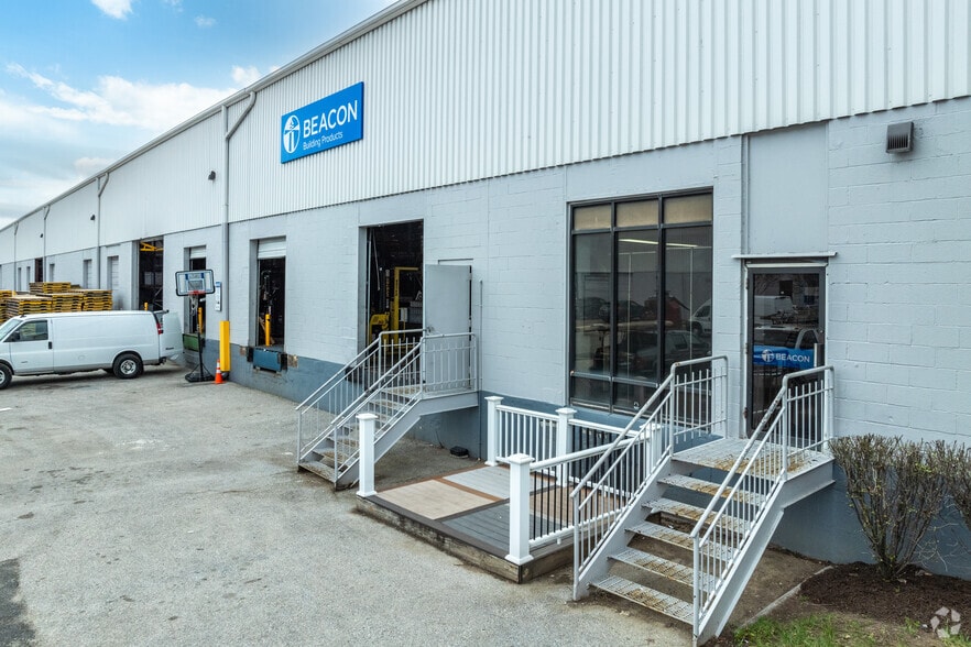 7075 Oakland Mills Rd, Columbia, MD for lease - Building Photo - Image 3 of 4