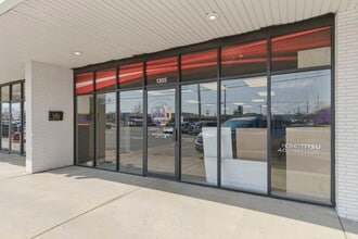 1301-1349 S Glenstone Ave, Springfield, MO for lease Interior Photo- Image 1 of 24