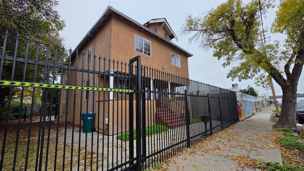 14 S Union St, Stockton, CA à vendre - Photo du bâtiment - Image 3 de 24