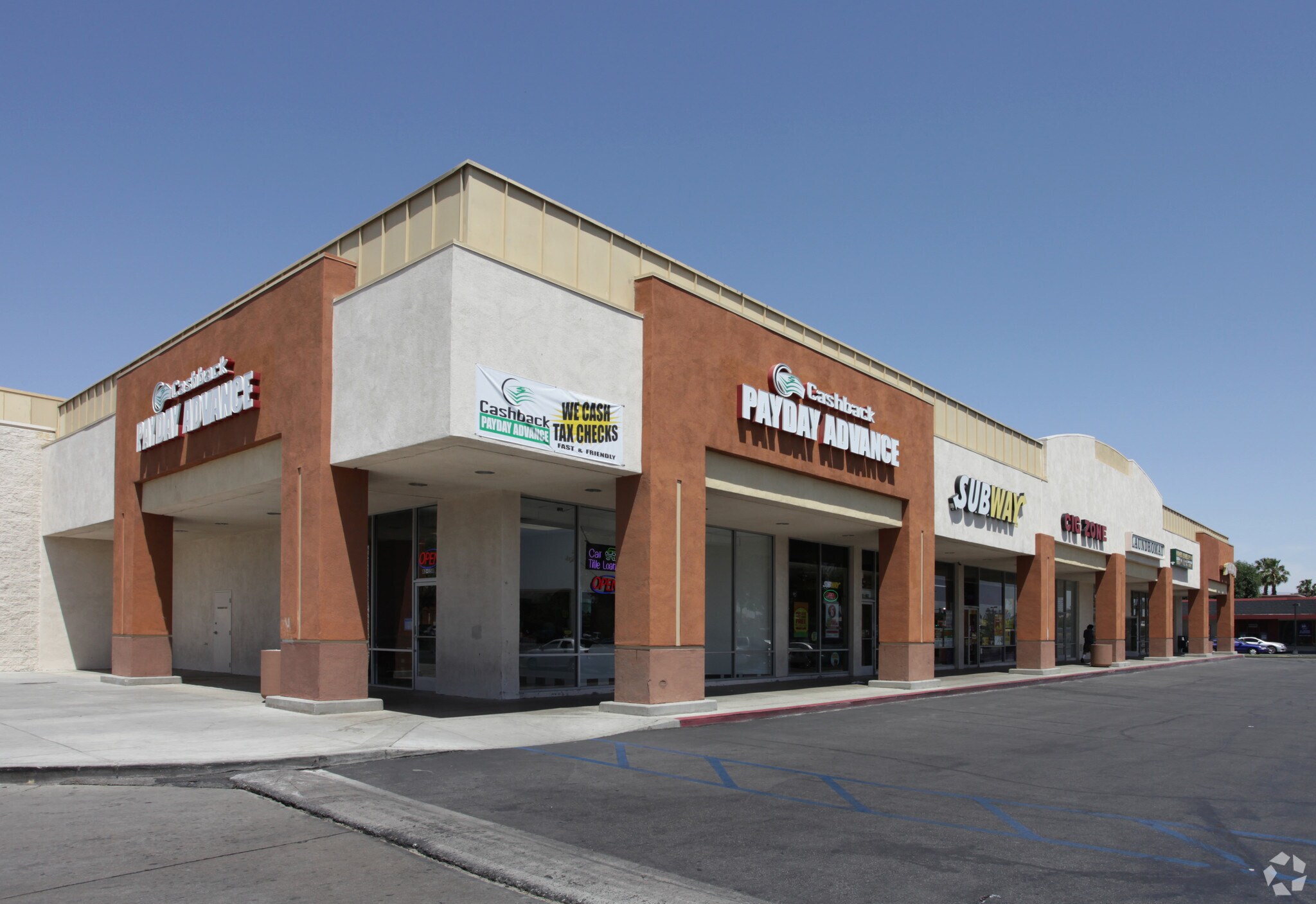 82158-82184 US Highway 111, Indio, CA à vendre Photo principale- Image 1 de 8