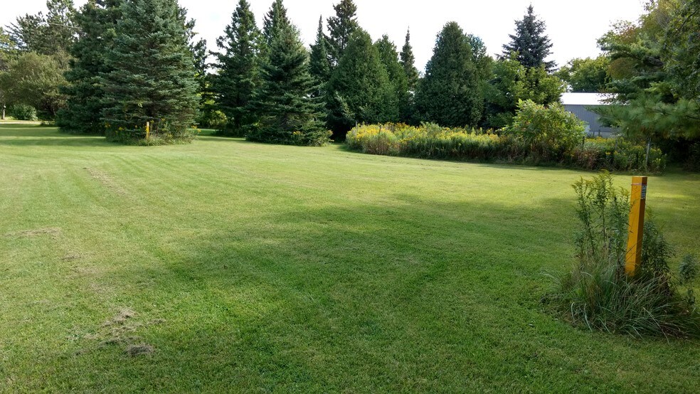 7679 State Highway 57, Sturgeon Bay, WI à vendre - Photo du bâtiment - Image 2 de 15