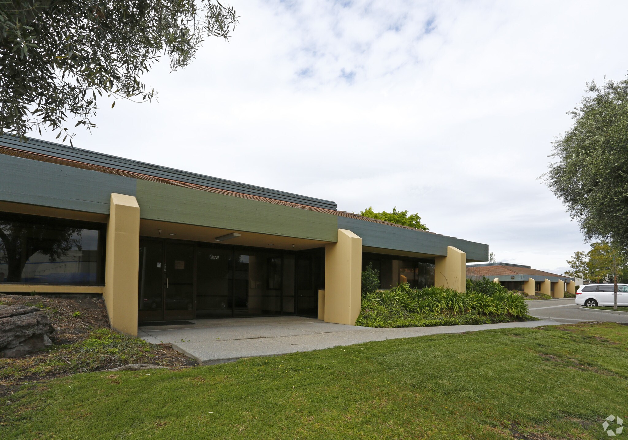 3000-3050 Kenneth St, Santa Clara, CA à vendre Photo du bâtiment- Image 1 de 1