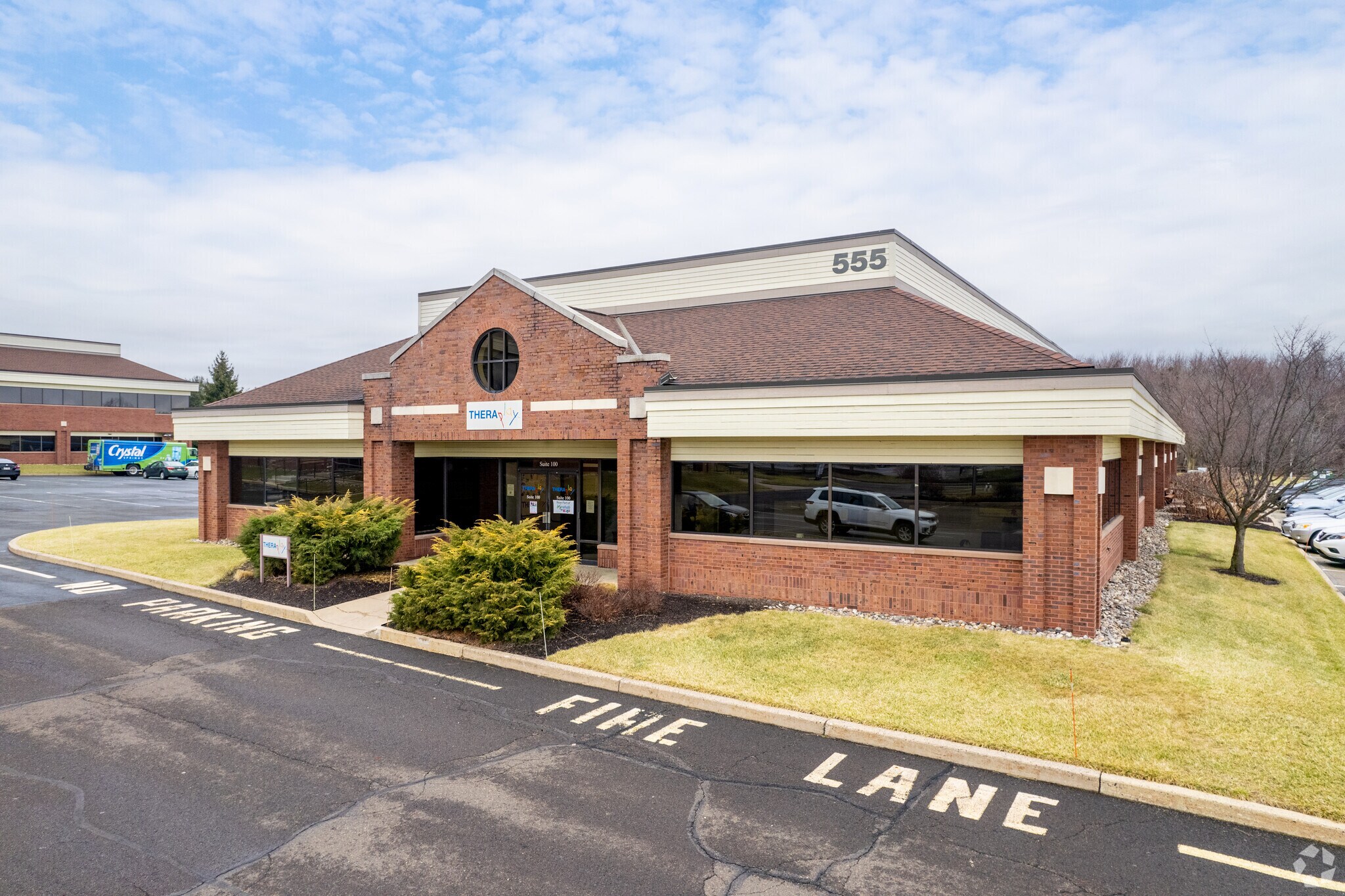 555 Business Center Dr, Horsham Township, PA for lease Building Photo- Image 1 of 5