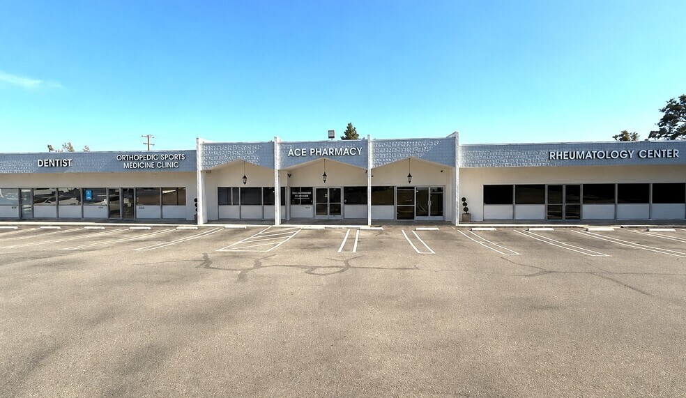 886 W Foothill Blvd, Upland, CA à louer - Photo du bâtiment - Image 1 de 5