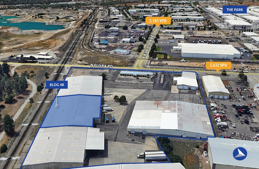 3014 N Flora Rd, Spokane Valley, WA à louer - Photo du bâtiment - Image 3 de 5