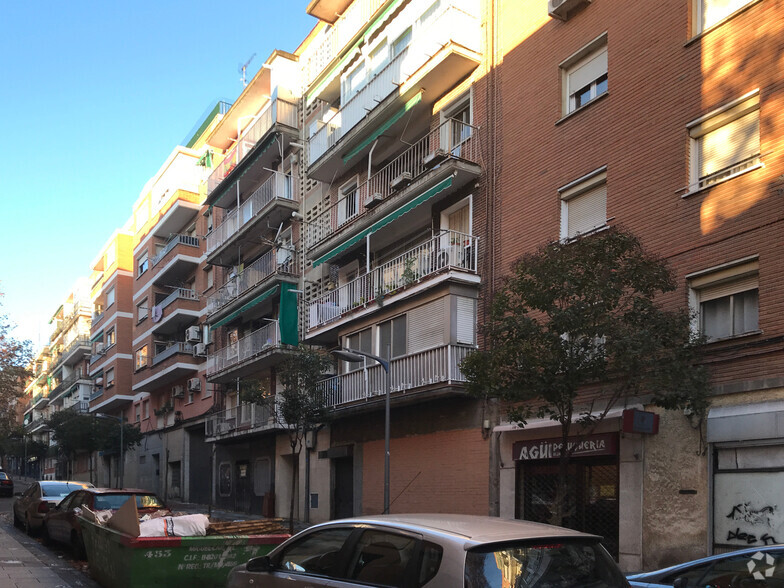 Avenida Carabancheles, 15, Alcorcón, Madrid à vendre - Photo du bâtiment - Image 2 de 2