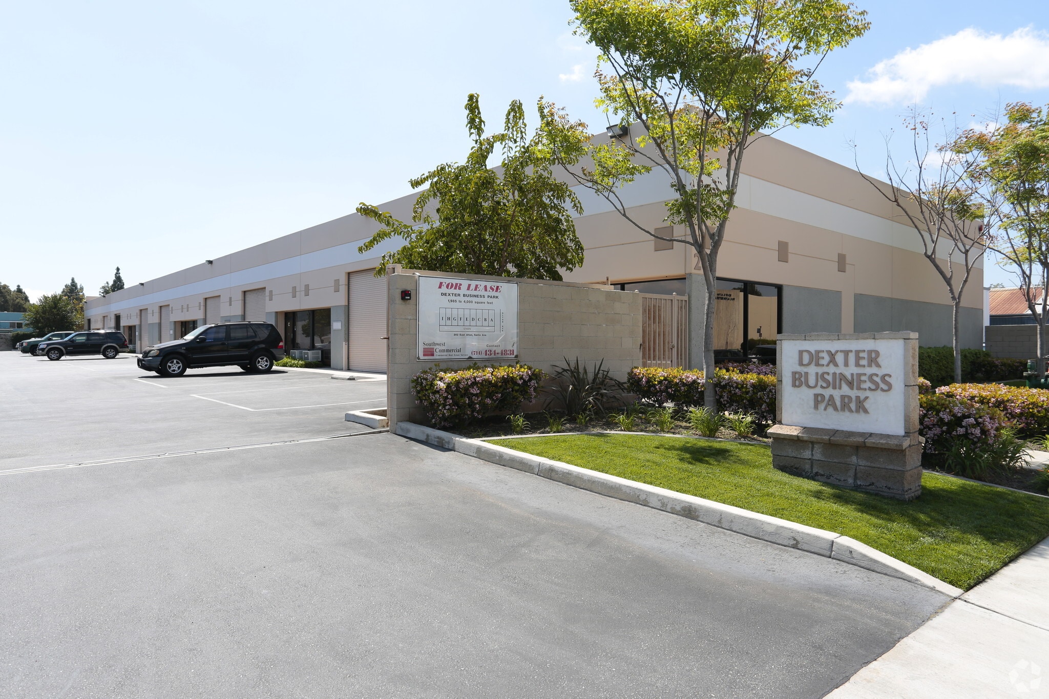 202 E Alton Ave, Santa Ana, CA for lease Building Photo- Image 1 of 9