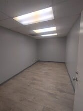 2945 Stone Hogan Connector Rd, Atlanta, GA à louer Photo intérieure- Image 1 de 2