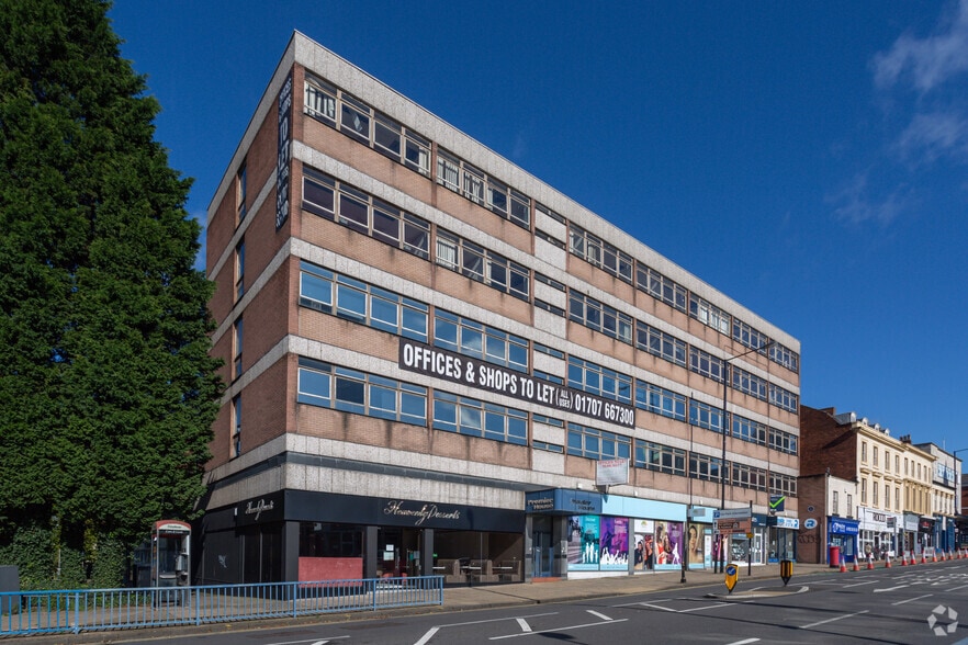 68a-69 Darlington St, Wolverhampton for lease - Primary Photo - Image 1 of 2