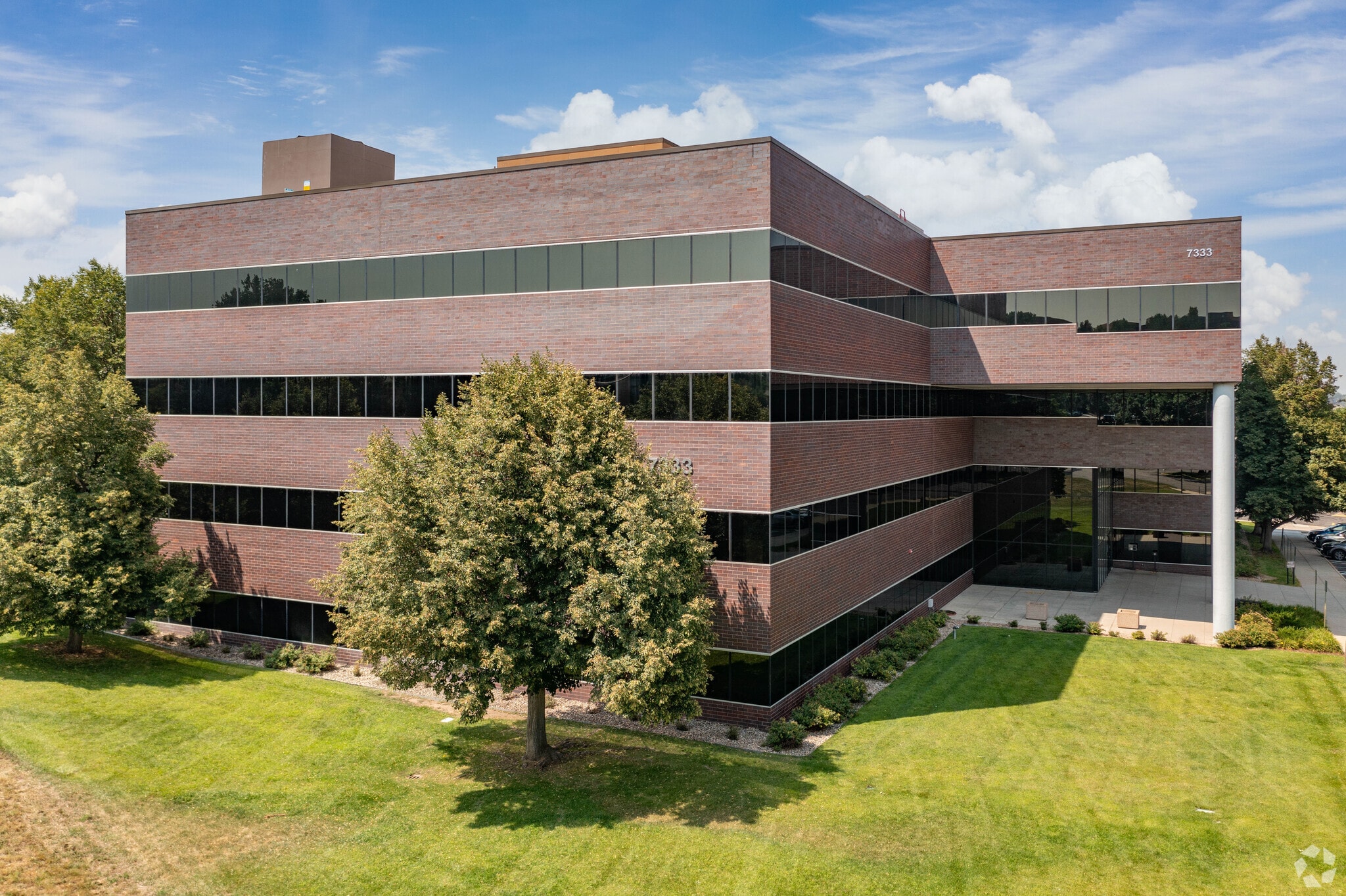 7333 W Jefferson Ave, Lakewood, CO for lease Building Photo- Image 1 of 7