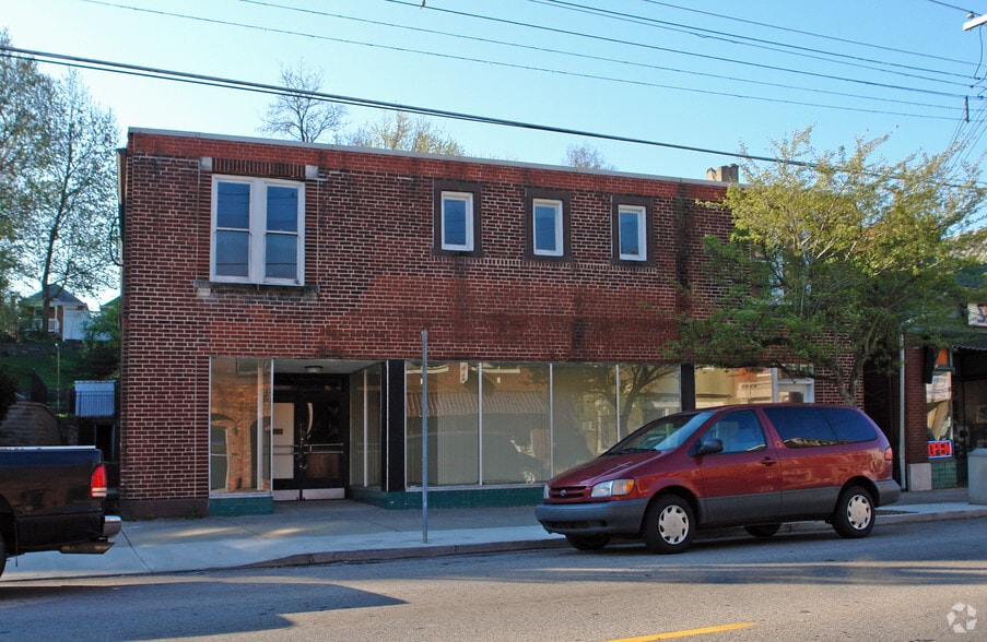 318 Fairfield Ave, Bellevue, KY for sale - Primary Photo - Image 1 of 2