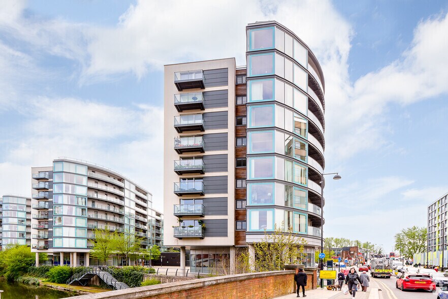 Station Rd, Hayes à vendre - Photo principale - Image 1 de 5