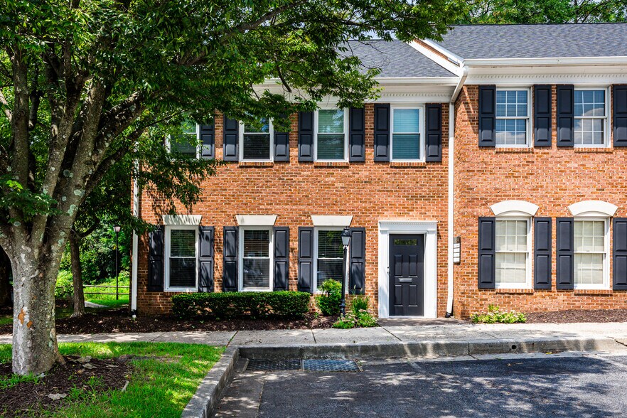 3450 Ellicott Center Dr, Ellicott City, MD à louer - Photo du bâtiment - Image 1 de 28