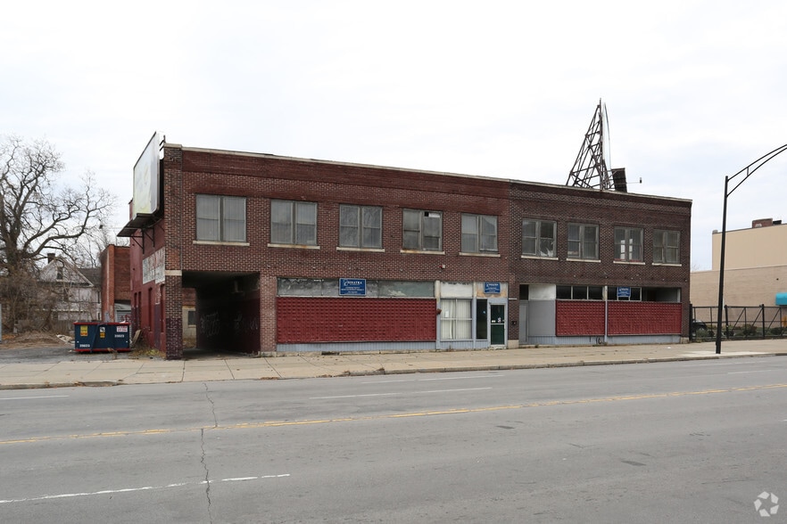 1499-1501 Main St, Buffalo, NY for sale - Primary Photo - Image 1 of 4